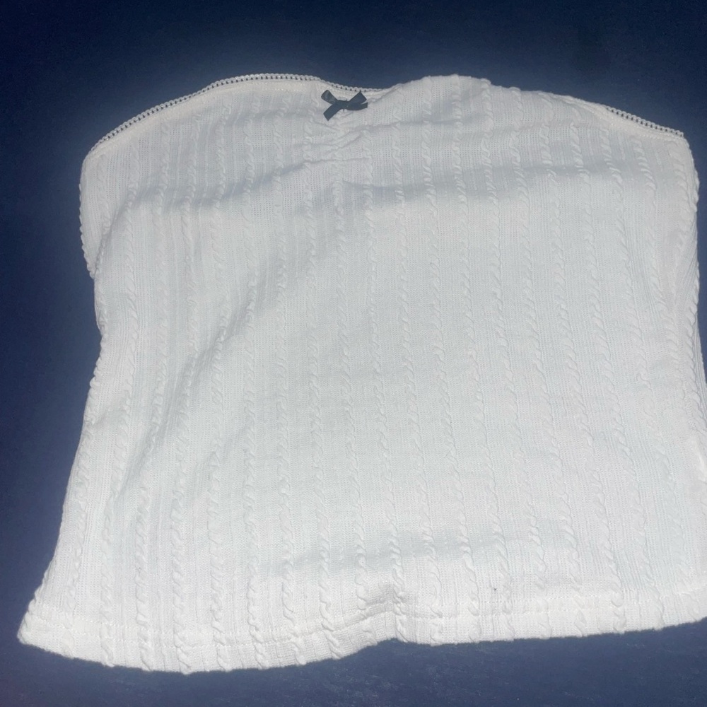 SHEIN White Crop Top with Black Bow